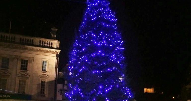 Image for the news article titled Dover Town Council Events and Christmas Lights Survey