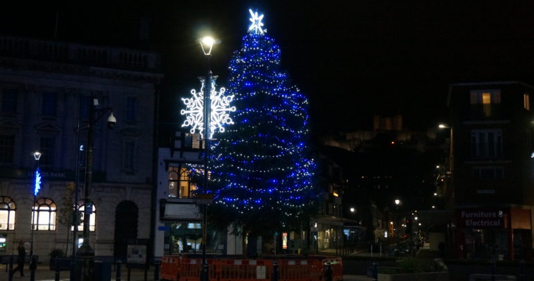 Image for the news article titled Happy Christmas Dover – the Town Lights Up!